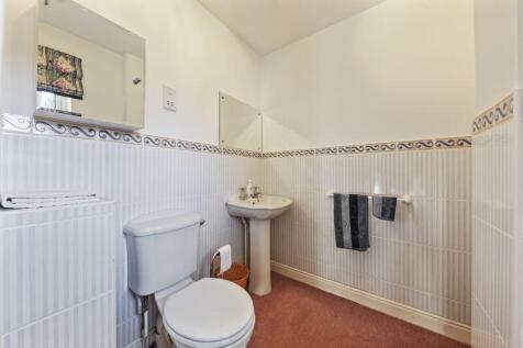 Bed2-Ensuite