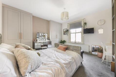 Bed2
