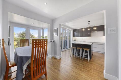 Dining-Area