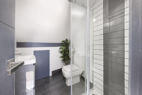 Shower-Room