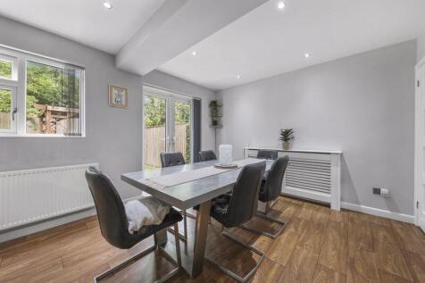 Dining-Area