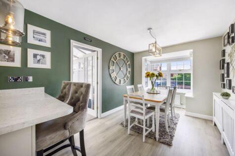 Dining-Area