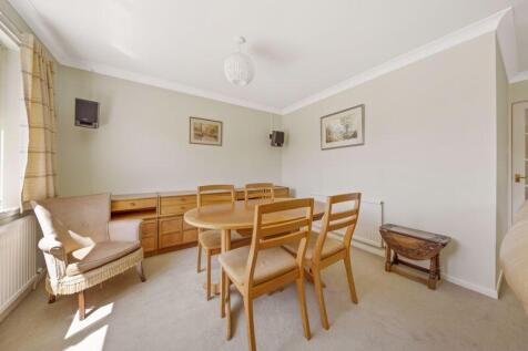 Dining-Area.