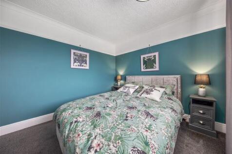 Bed2