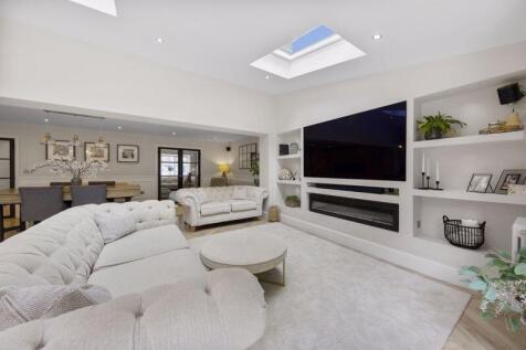 Family-Room