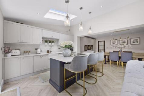 Kitchen 3