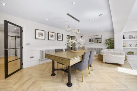 Dining Area 2