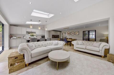 Family-Room