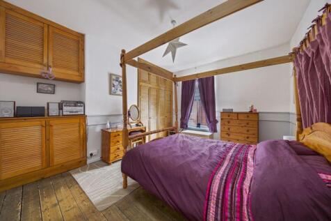 Bed1