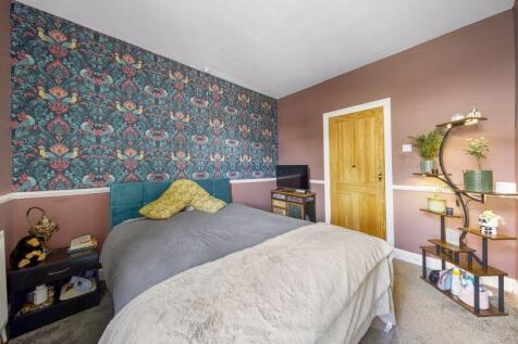 Bed2