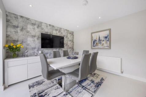 Dining-Area