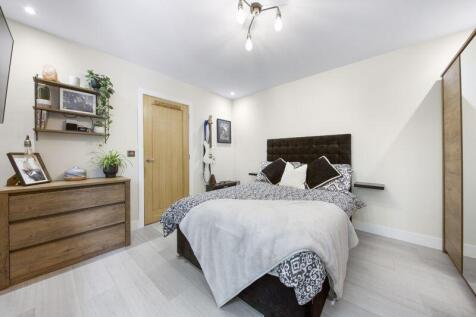 Bed2