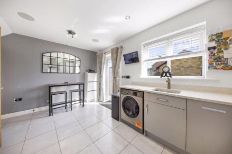 Kitchen-Diner.