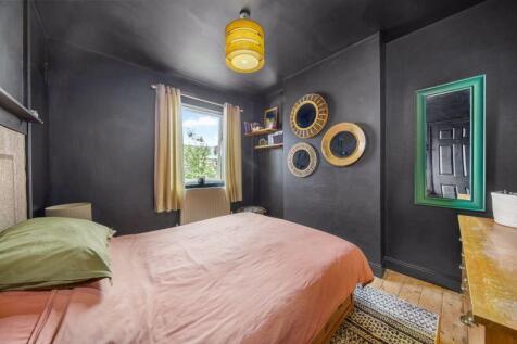 Bed2