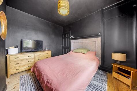 Bed2