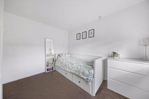 Bed2