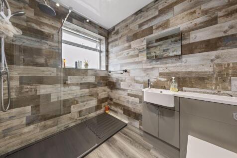 Shower-Room