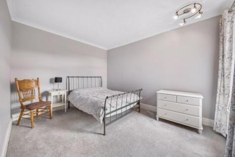 Bed2