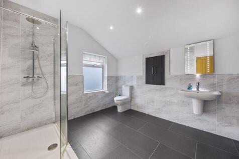 Shower-Room.