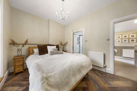 Bed4.