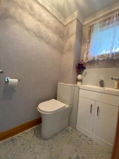 2 Drumsleet Avenue, Dumfries, DG2 8LH - Braidwoods