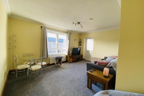 71 Barkerland Avenue, Dumfries, DG1 4HR - Braidwoo