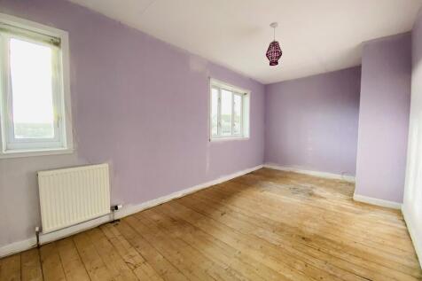 21 Priestlands Drive, Dumfries, DG2 7LQ - Braidwoo