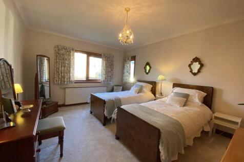 Hollycroft, 53A Moffat Road, Dumfries, DG1 1NN - B
