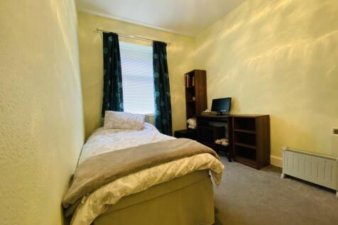 166 Brooms Road, Dumfries, DG1 2EF - Braidwoods So