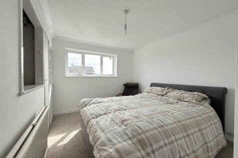 8 Mossgiel Avenue, Dumfries, DG2 9EA - Braidwoods 
