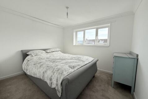 8 Mossgiel Avenue, Dumfries, DG2 9EA - Braidwoods 