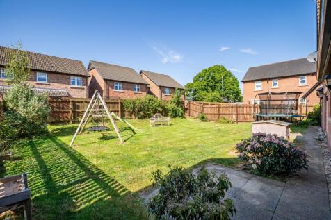 4 Haining Avenue, Dumfries, DG1 3FY - Braidwoods S