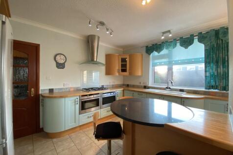 15 Fairfield Crescent, Dumfries, DG1 4BW - Braidwo