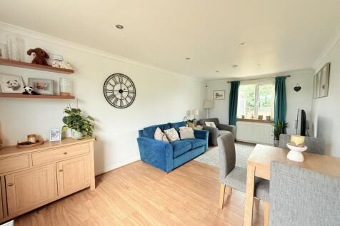 144 Hardthorn Road, Dumfries, DG2 9JT - Braidwoods