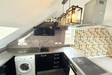 15C Terregles Street, Dumfries, DG2 9AA - Braidwoo