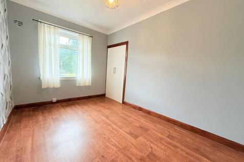 18 Criffel Road, Dumfries, DG2 0NZ - Braidwoods So