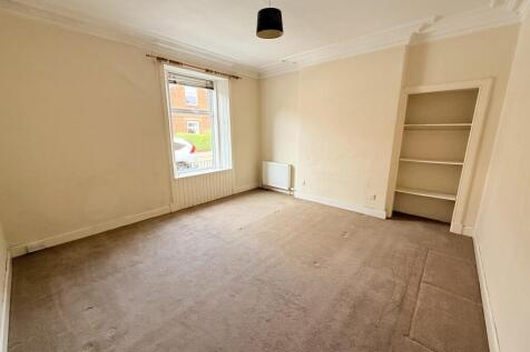 17 Henry Street, Dumfries, DG1 2LL - Braidwoods So