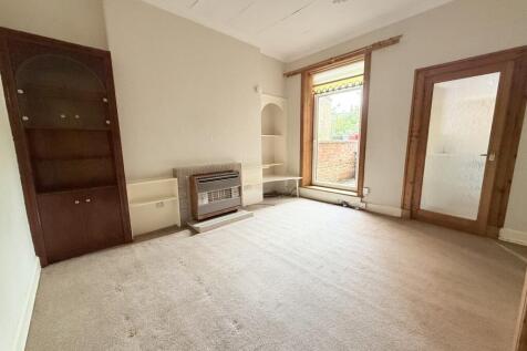 17 Henry Street, Dumfries, DG1 2LL - Braidwoods So