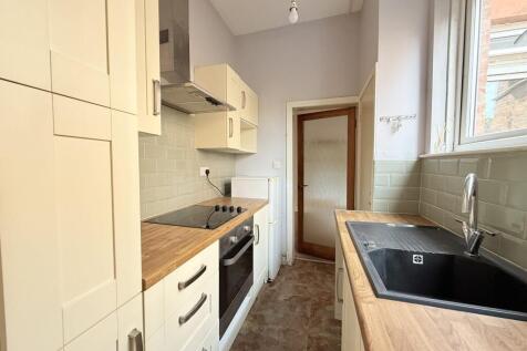 17 Henry Street, Dumfries, DG1 2LL - Braidwoods So