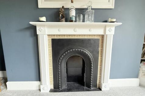 197 Church Street, Dumfries, DG2 7AZ - Braidwoods 