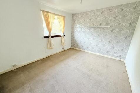 28 Ashton Drive, Dumfries, DG2 0HE - Braidwoods So
