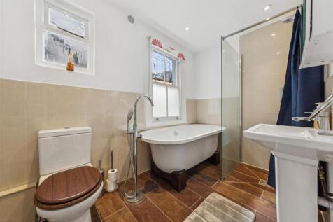 FFF, 60 Hartismere Road, SW6-4.jpg