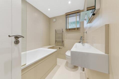15 Mead House, 135 Ladbroke Road, W11 3PU-3.jpg