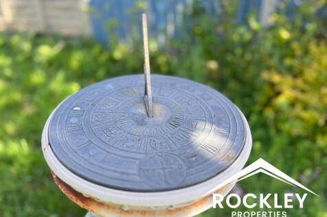 Sun Dial Close Up