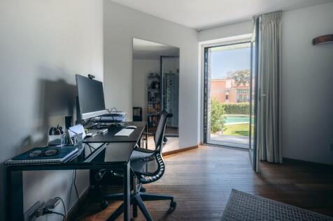 HOME OFFICE