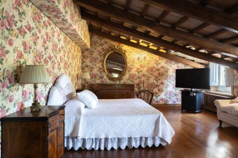 Interior villa