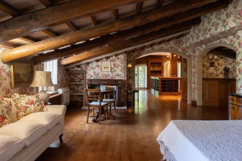 Interior villa