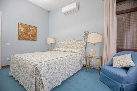 INTERIOR VILLA