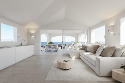Living with sea view
