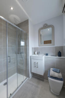 Show Home Ensuite